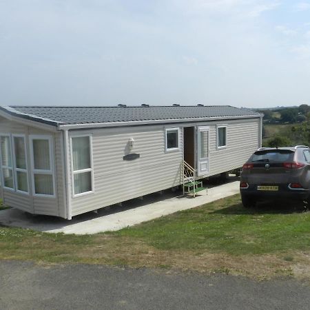 Cwtch Caravans Little Haven Exterior photo